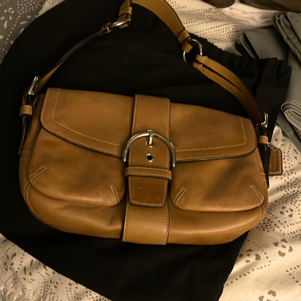 Vintage Coach leather bag! Camel!